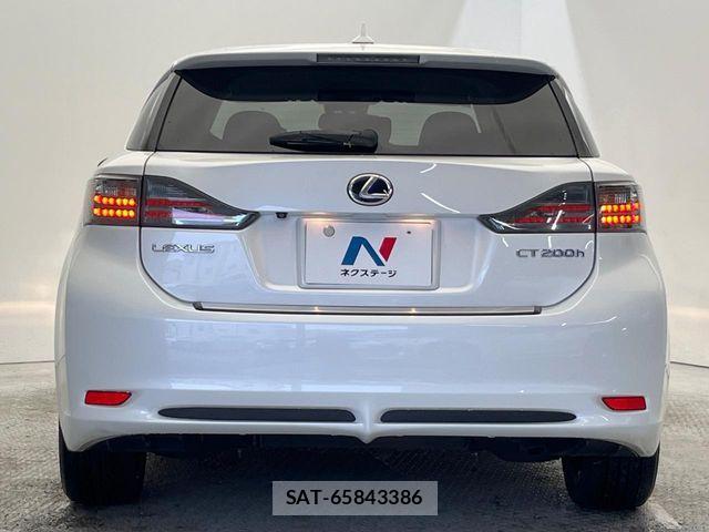 Lexus CT 2013-03 7220861-17