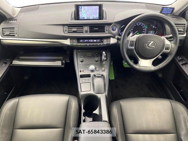 Lexus CT 2013-03 7220861-1