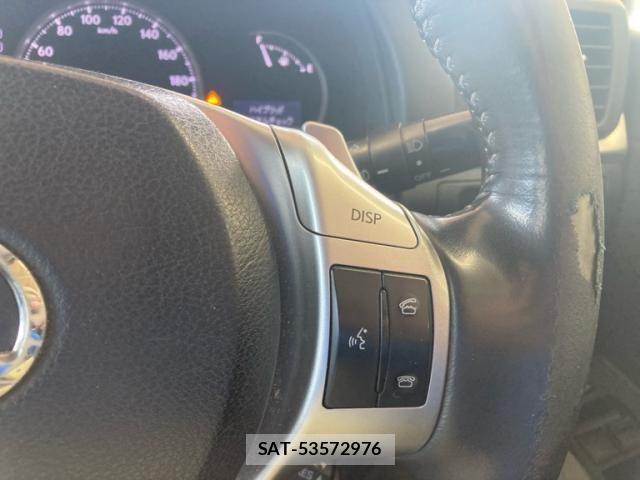 Lexus CT 2011-03 7220858-15
