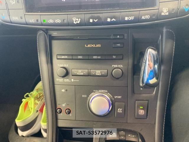 Lexus CT 2011-03 7220858-22