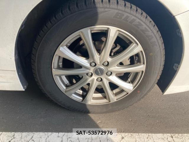 Lexus CT 2011-03 7220858-25