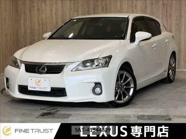 Lexus CT 2013-06 7220863-0