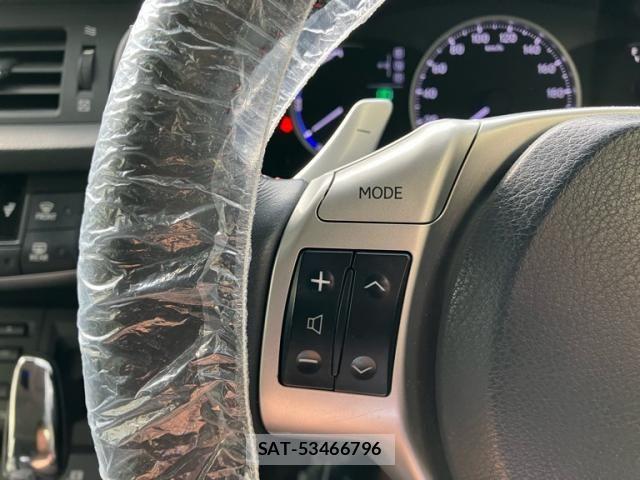 Lexus CT 2013-09 7220866-22