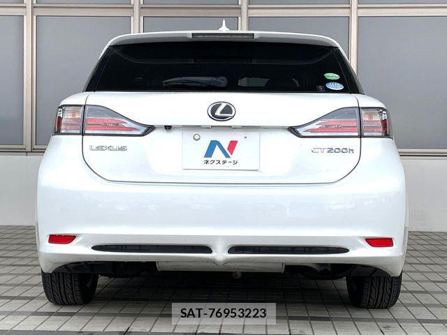 Lexus CT 2013-02 7220860-14