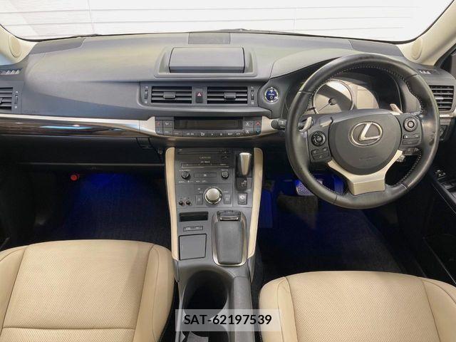 Lexus CT 2016-08 7220864-1