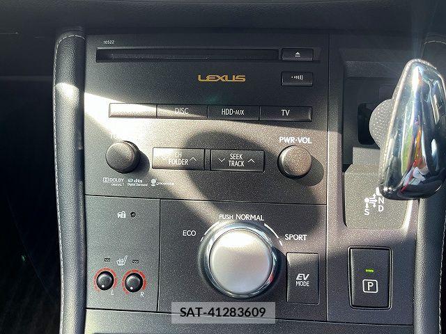 Lexus CT 2011-08 7220859-15