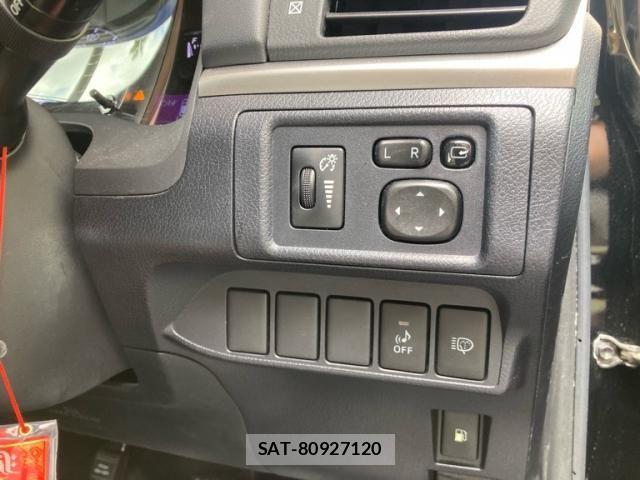 Lexus CT 2011-06 7251308-10