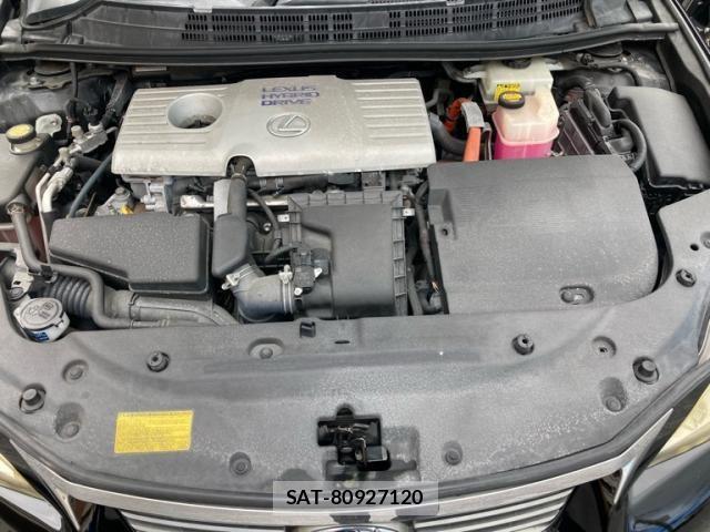 Lexus CT 2011-06 7251308-22