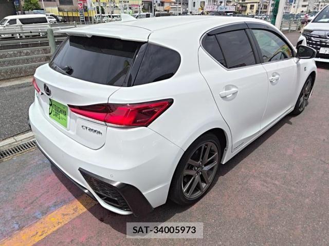 Lexus CT 2019-09 7327995-1