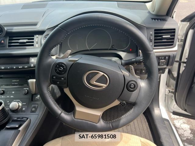 Lexus CT 2014-05 7327998-11