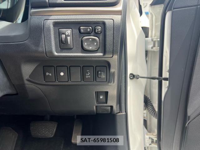 Lexus CT 2014-05 7327998-12