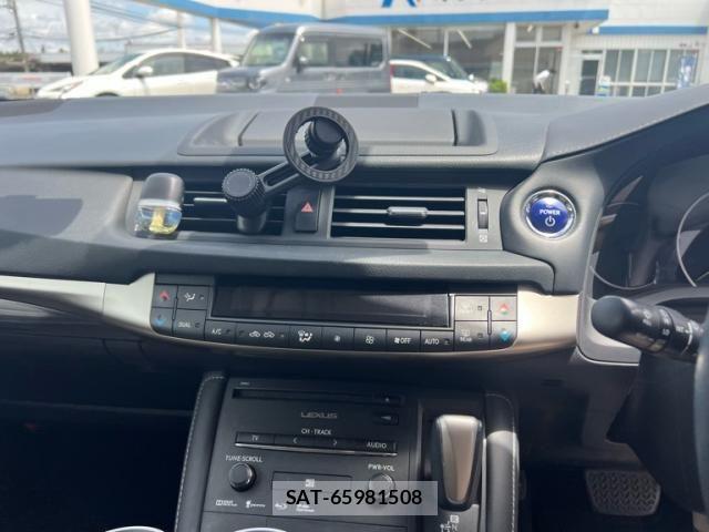 Lexus CT 2014-05 7327998-14