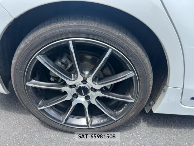 Lexus CT 2014-05 7327998-7