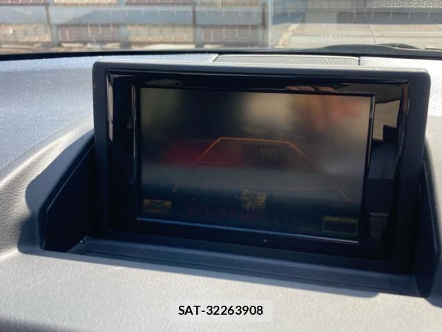Lexus CT 2011-08 7327996-15