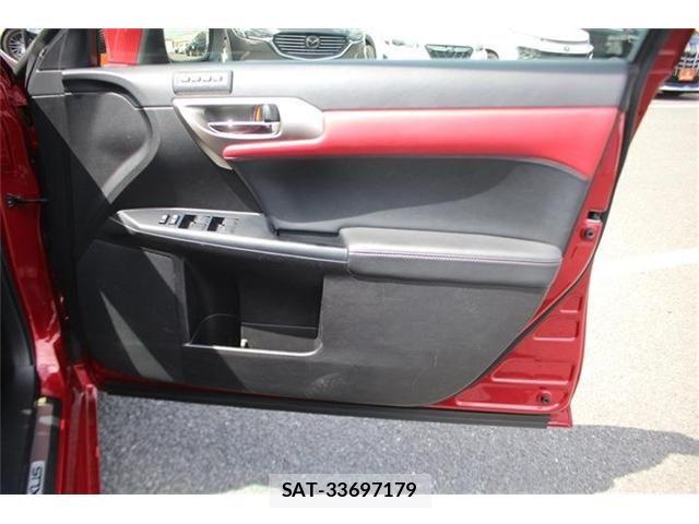 Lexus CT 2018-03 7327994-17