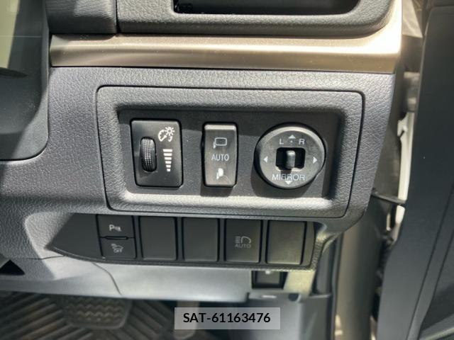 Lexus CT 2019-05 7358455-12