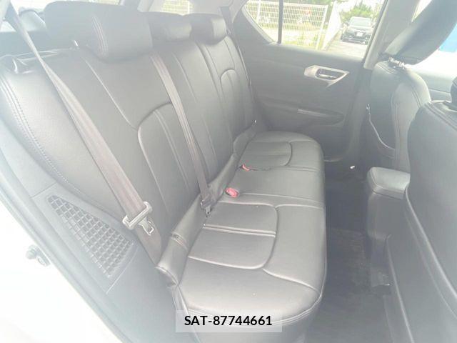 Lexus CT 2011-10 7392650-9