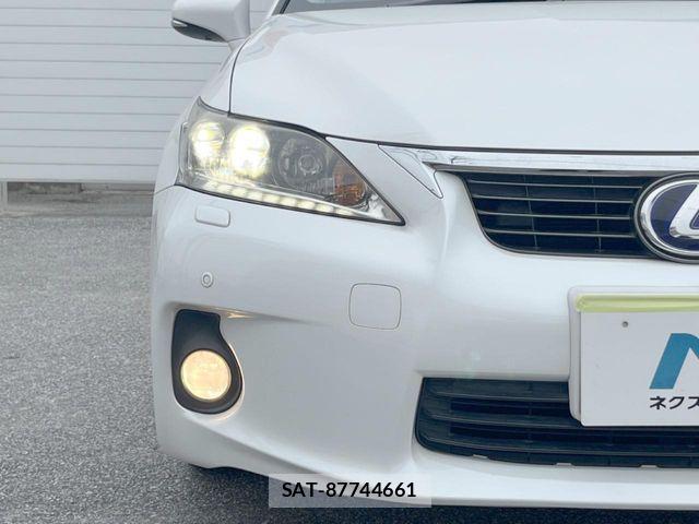 Lexus CT 2011-10 7392650-12