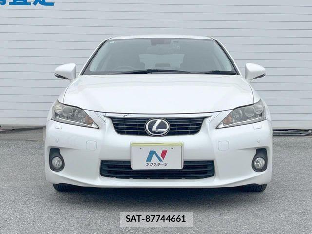 Lexus CT 2011-10 7392650-14
