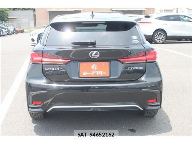 Lexus CT 2018-01 7455356-9