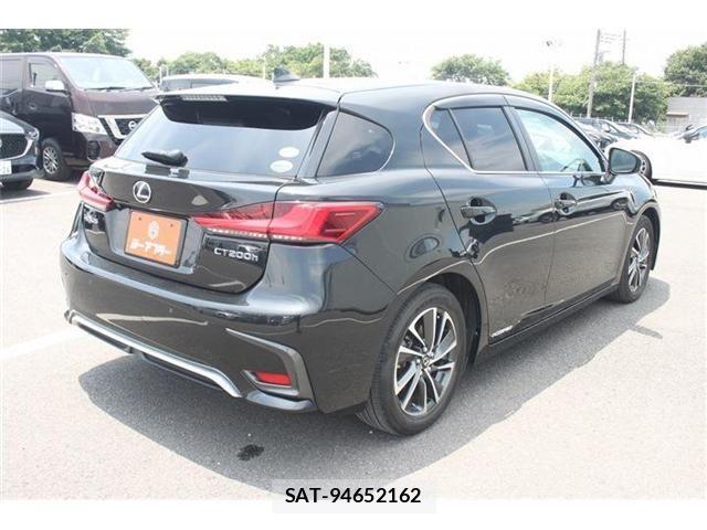 Lexus CT 2018-01 7455356-8
