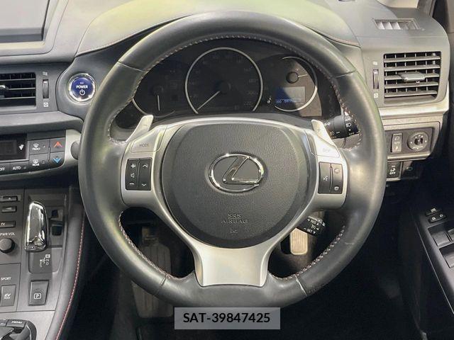 Lexus CT 2013-11 7455357-10