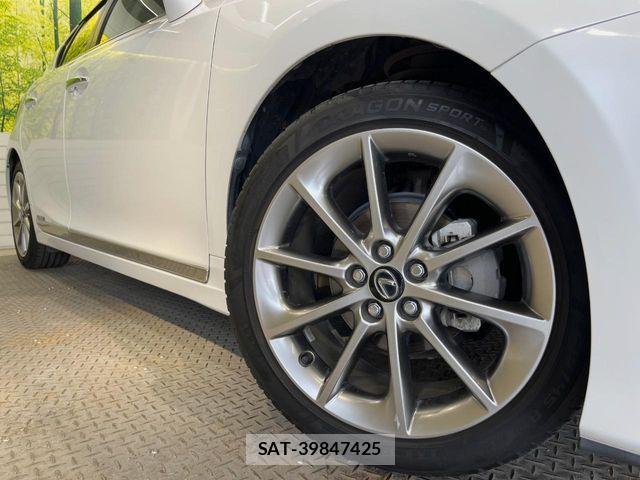 Lexus CT 2013-11 7455357-12