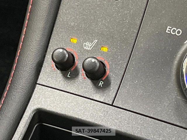 Lexus CT 2013-11 7455357-5