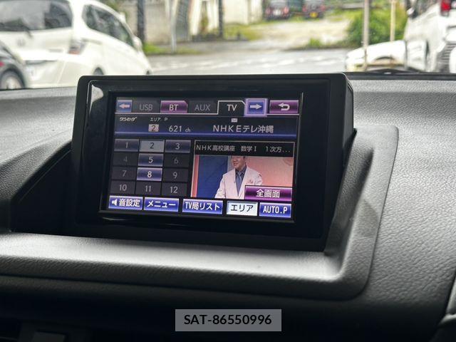 Lexus CT 2013-07 7455360-9