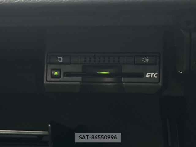Lexus CT 2013-07 7455360-10