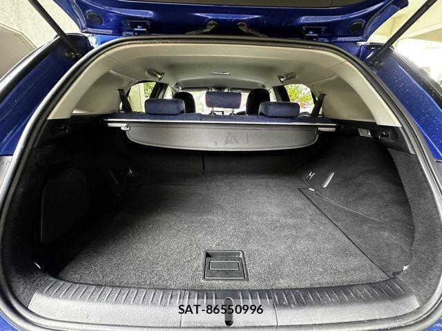 Lexus CT 2013-07 7455360-13