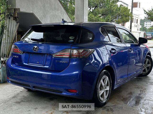 Lexus CT 2013-07 7455360-3