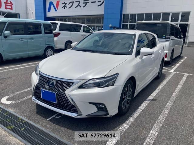 Lexus CT 2017-09 7501240-1