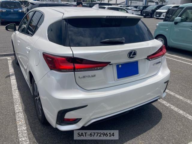 Lexus CT 2017-09 7501240-2