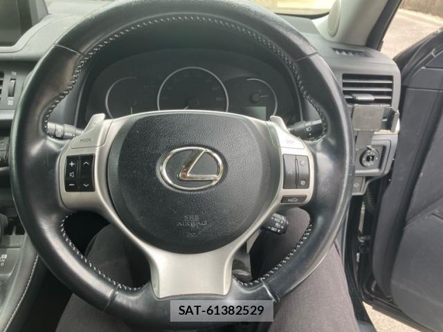 Lexus CT 2011-09 7501244-12