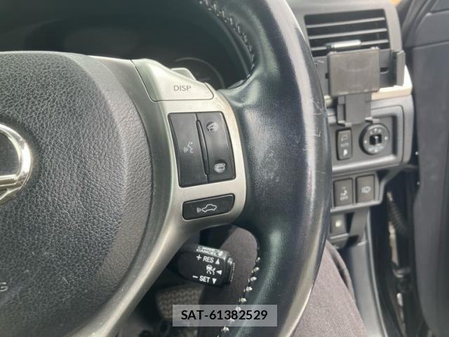 Lexus CT 2011-09 7501244-13