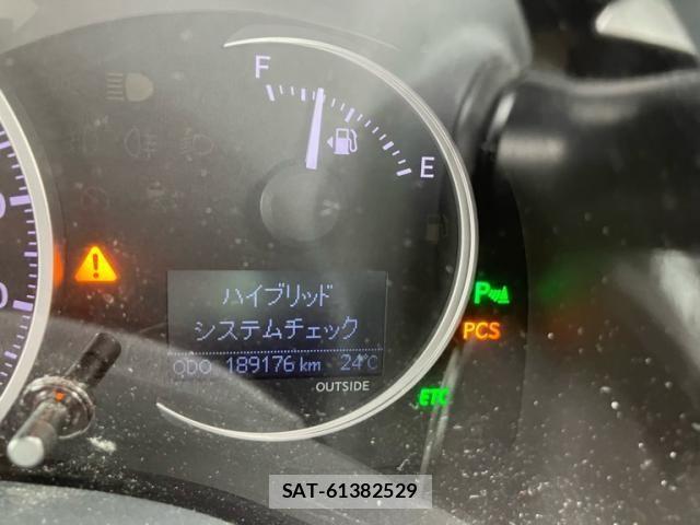 Lexus CT 2011-09 7501244-16