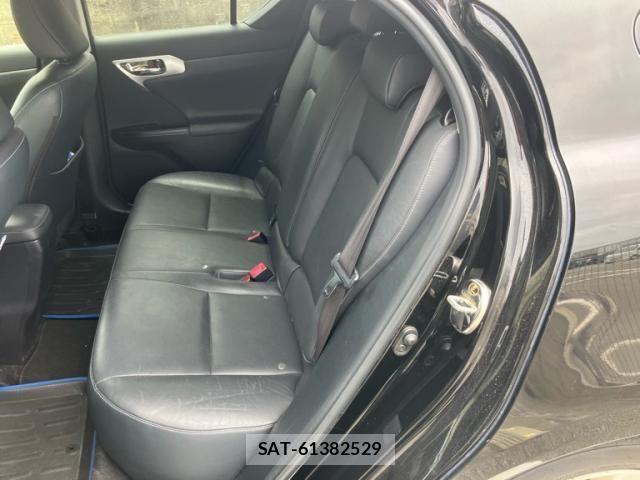 Lexus CT 2011-09 7501244-8