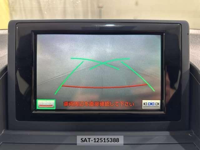Lexus CT 2011-04 7617621-20