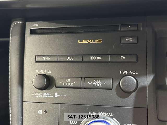 Lexus CT 2011-04 7617621-23