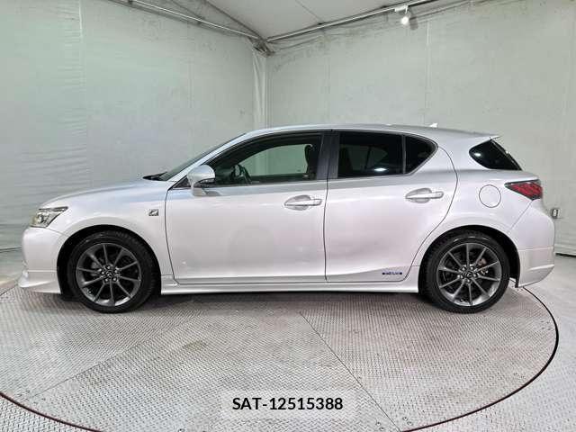 Lexus CT 2011-04 7617621-7