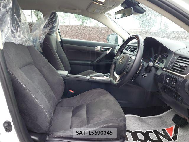 Lexus CT 2019-07 7617618-9
