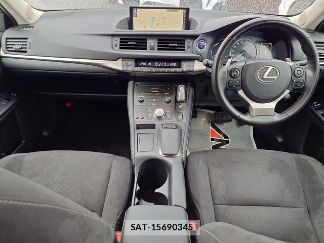 Lexus CT 2019-07 7617618-8