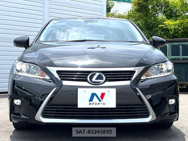 Lexus CT 2016-02 7617619-12