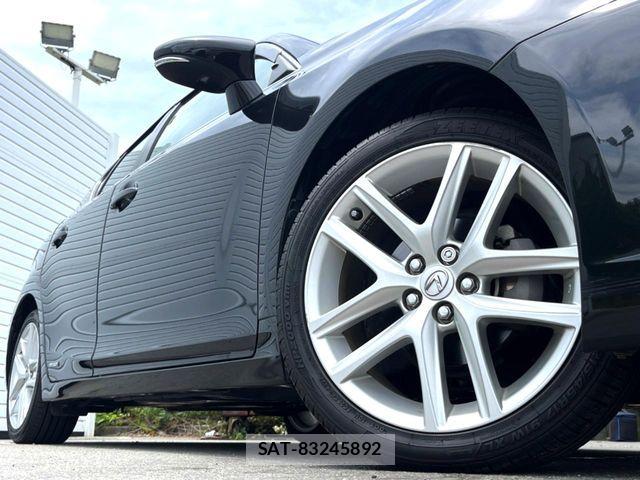Lexus CT 2016-02 7617619-15
