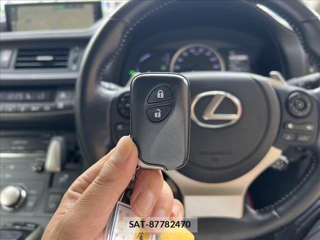 Lexus CT 2021-04 7617617-23