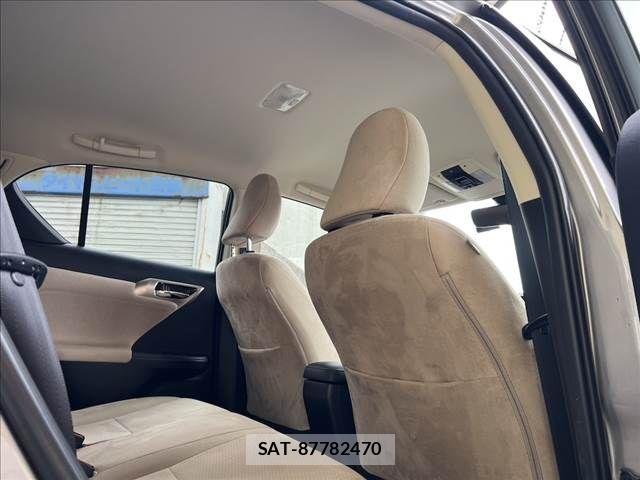 Lexus CT 2021-04 7617617-28