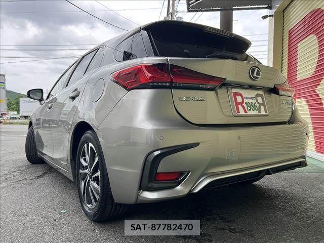 Lexus CT 2021-04 7617617-4