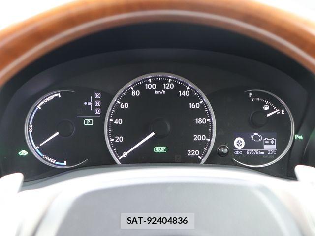 Lexus CT 2012-12 7617622-28