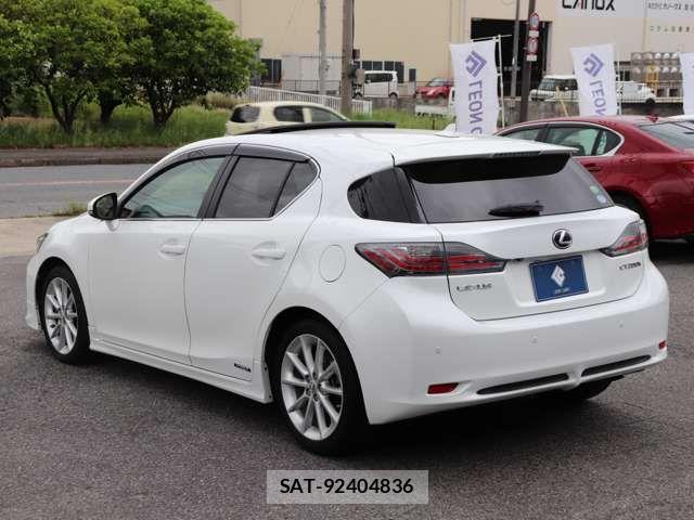 Lexus CT 2012-12 7617622-4
